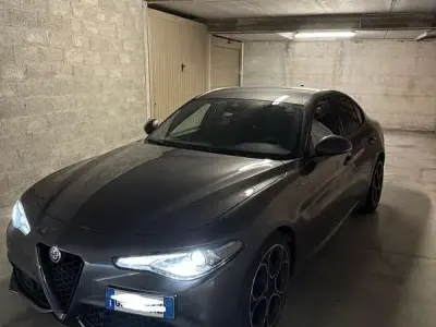 Usata Alfa Romeo Giulia Sprint 190 CV (139 kW) 2022 Berlina