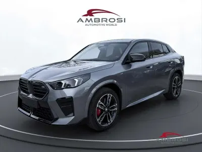 Nuova BMW M3 M Sport 300 CV (220 kW) 2025 Skyscraper grey metallic SUV
