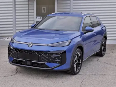 Nuova VW T-Roc R-line 150 CV (110 kW) 2026 Blu/azzurro SUV