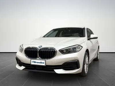 Usata BMW 118 Advantage 150 CV (110 kW) 2023 Bianco Berlina