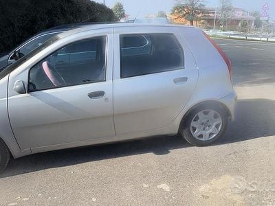 Usata Fiat Punto 2001 Grigio Utilitaria