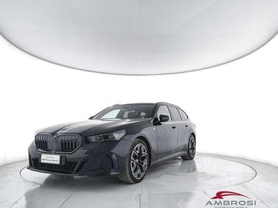 Usata BMW 520 M Sport 197 CV (144 kW) 2024 Blu Station wagon