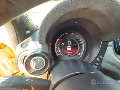 Usata Abarth 595 Competizione 180 CV (132 kW) 2018 Giallo Utilitaria
