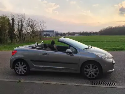 Usata Peugeot 207 CC 120 CV (88 kW) 2007 Grigio Cabrio