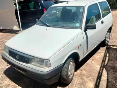 Usata Autobianchi Y10 54 CV (39 kW) 1996 Bianco Utilitaria