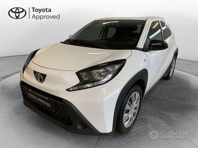 Usata Toyota Aygo X Active 72 CV (52 kW) 2022 Bianco SUV