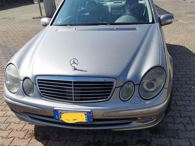 Usata Mercedes E320 Avantgarde 204 CV (150 kW) 2002 Berlina