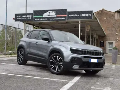 Usata Jeep Avenger Summit 101 CV (74 kW) 2025 Argento / metallizzato SUV