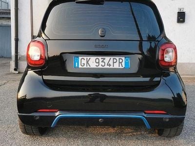 Nero Usata 2018 Smart ForTwo Electric Drive Coupé | 9000 €