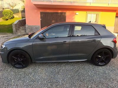 Usata Audi A1 Sportback S-Line 150 CV (110 kW) 2023 Grigio Utilitaria