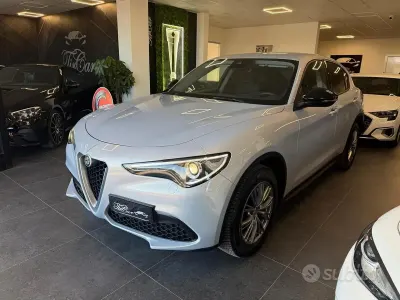 Usata Alfa Romeo Stelvio Executive 190 CV (139 kW) 2021 Bianco SUV