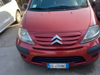 Usata Citroën C3 Exclusive 60 CV (44 kW) 2007 Rosso Berlina