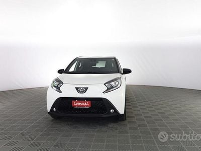 Usata Toyota Aygo X Trend 72 CV (52 kW) 2025 Bianco SUV