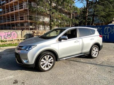 usata Toyota RAV4 RAV 4IV 20132.0 d-4d Lounge 4wd 124cv mt