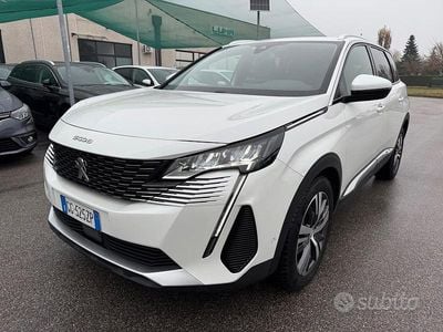 Usata Peugeot 5008 Allure 177 CV (130 kW) 2021 Bianco SUV