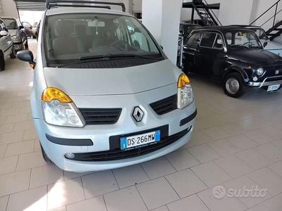 Usata Renault Modus 65 CV (47 kW) 2006 Blu Monovolume
