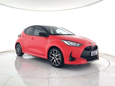 Usata Toyota Yaris Hybrid 92 CV (67 kW) 2021 Rosso Berlina