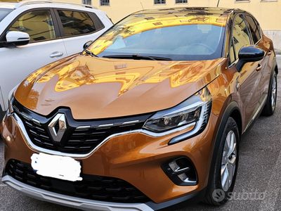 Usata Renault Captur 94 CV (69 kW) 2022 SUV