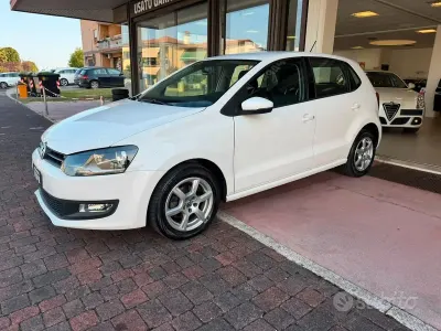 Usata VW Polo Comfortline 69 CV (50 kW) 2011 Bianco Utilitaria