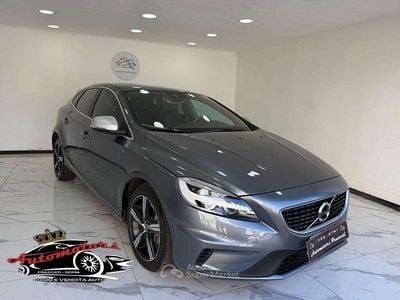 Occasion Volvo V40 R-Design 150 ch (110 kW) 2018 Argent Berline