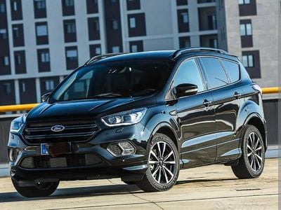 Usata Ford Kuga ST-Line 120 CV (88 kW) 2018 Nero SUV