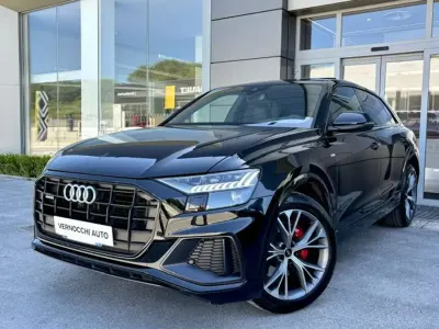 Usata Audi Q8 Sport 231 CV (169 kW) 2023 Nero SUV