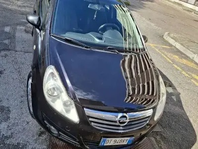 Usata Opel Corsa 69 CV (50 kW) 2010 Utilitaria