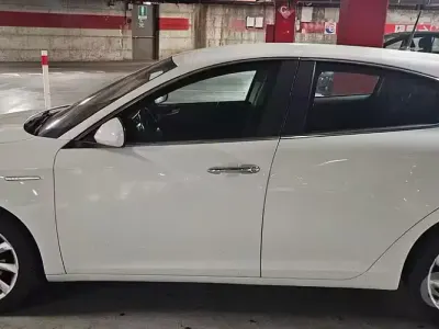 Usata Alfa Romeo Giulietta 105 CV (77 kW) 2015 Bianco Utilitaria