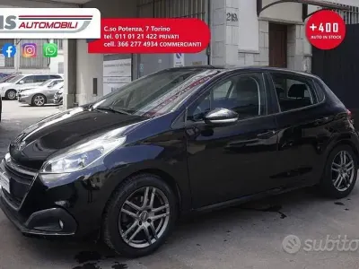 Usata Peugeot 208 Allure 82 CV (60 kW) 2017 Nero Utilitaria
