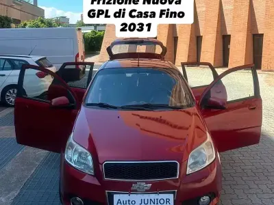 Usata Chevrolet Aveo LT 82 CV (60 kW) 2011 Marrone Berlina