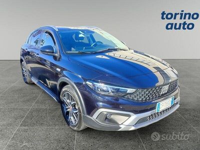 Usata Fiat Tipo Cross 101 CV (74 kW) 2021 Nero Berlina