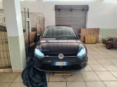Usata VW Golf VII 110 CV (80 kW) 2016 Nero Berlina