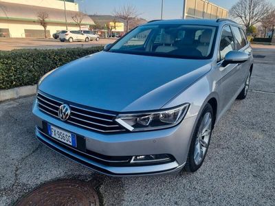 usata VW Passat Variant 2.0 TDI DSG Business BlueMotion Tech