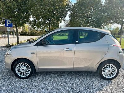 Usata Lancia Ypsilon 69 CV (50 kW) 2014 Utilitaria