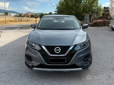Usata Nissan Qashqai Visia 140 CV (102 kW) 2019 Grigio SUV