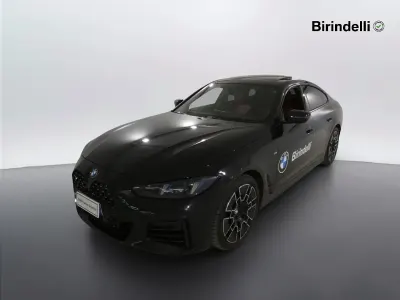 Usata BMW 420 M Sport 190 CV (139 kW) 2025 Black sapphire metallizzato