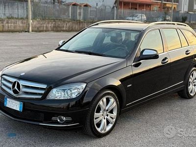 Usata Mercedes C220 170 CV (125 kW) 2008 Nero Station wagon