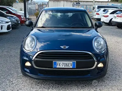 Usata Mini One D 95 CV (69 kW) 2017 Blu Utilitaria