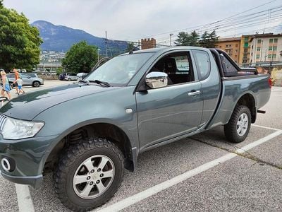 Verde Usata 2011 Mitsubishi L200 Pick-up | 18.100 € (Cara)