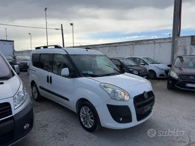Usata Fiat Doblò Emotion 103 CV (75 kW) 2011 Bianco Monovolume