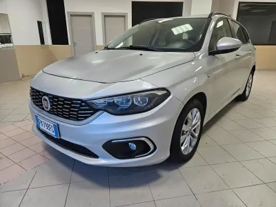 Usata Fiat Tipo Lounge 95 CV (69 kW) 2017 Grigio Station wagon