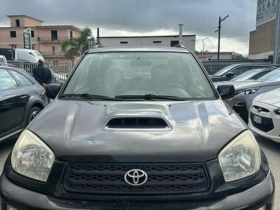 Usata Toyota RAV4 1121 CV (824 kW) 2002 Nero SUV