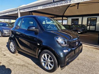 Begagnad Smart ForTwo Cabrio Passion 70 HK (51 kW) 2016 Lila Cab