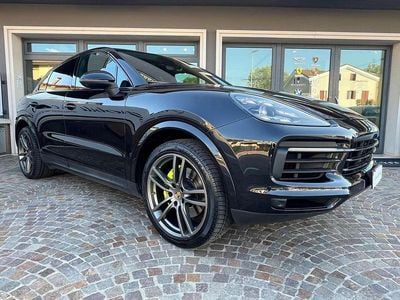 Usata Porsche Cayenne Sport 462 CV (339 kW) 2022 Nero jet metallizzato SUV
