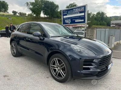 Usata Porsche Macan 245 CV (180 kW) 2019 Blu SUV