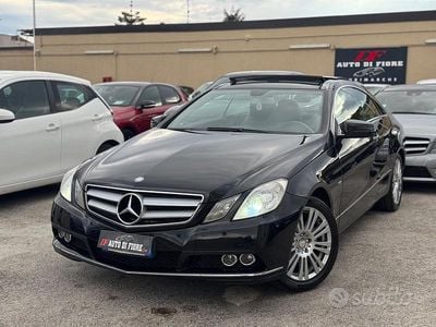 Usata Mercedes E220 Avantgarde 170 CV (125 kW) 2012 Nero Berlina