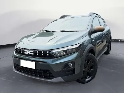 Usata Dacia Sandero Extreme 122 CV (89 kW) 2026 Verde SUV