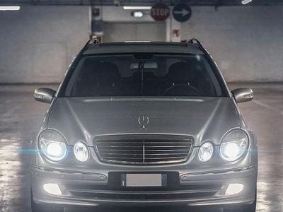 Usata Mercedes E220 Avantgarde 150 CV (110 kW) 2006 Grigio Station wagon
