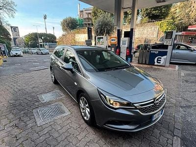 Usata Opel Astra Business 110 CV (80 kW) 2019 Grigio Station wagon