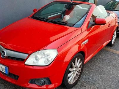 Rosso Usata 2005 Opel Tigra Sport Cabrio | 5000 € (Buon prezzo)